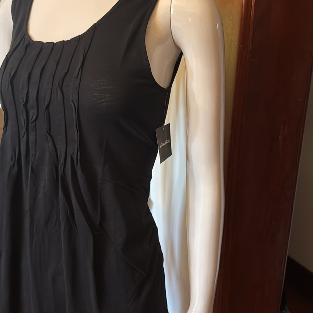 NWT Eddie Bauer size small Elegant Black Sleeveless tunic Top